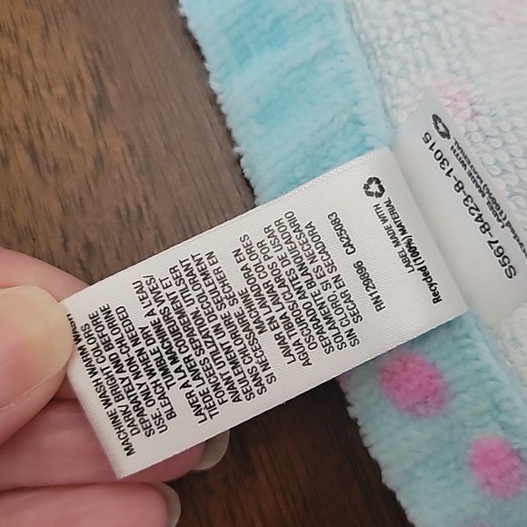 Ariel Beach Towel - Picture 5 of 7